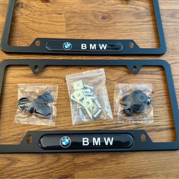 BMW License Plate Frame in Black Set of 2 NWT - Picture 3 of 5